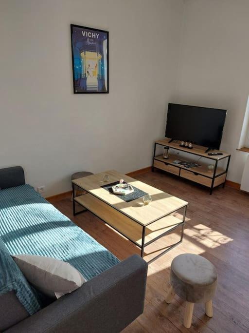 Appartement Proche Des Parcs Vichy Ngoại thất bức ảnh